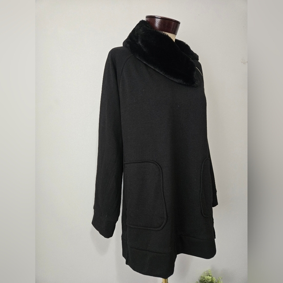 JEANNE PIERRE sweater jacket/ poncho with faux fur collar and SOFT lining. Large - Picture 2 of 13
